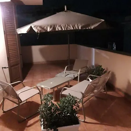 Le Grotte شقة شينيسي